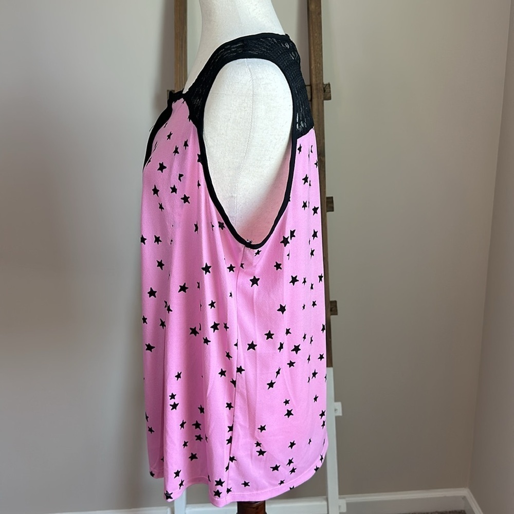 Elle Sleeveless Pink Top with Black Star and Top Lace Design Size Large in GUC - Picture 12 of 17